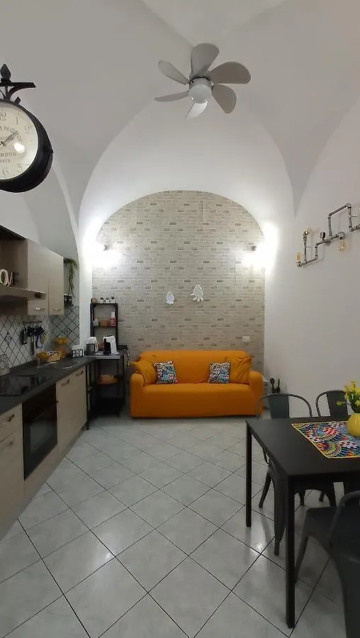 Appartamento Casa Barocco Aeroporto di Catania Fontana Rossa 0*,  Italia